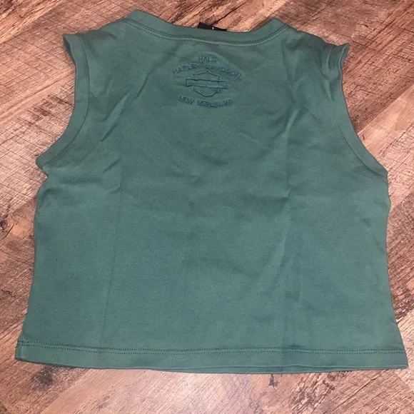 Harley Davidson Excellent like new condition size large crop top - Picture 2 of 9
